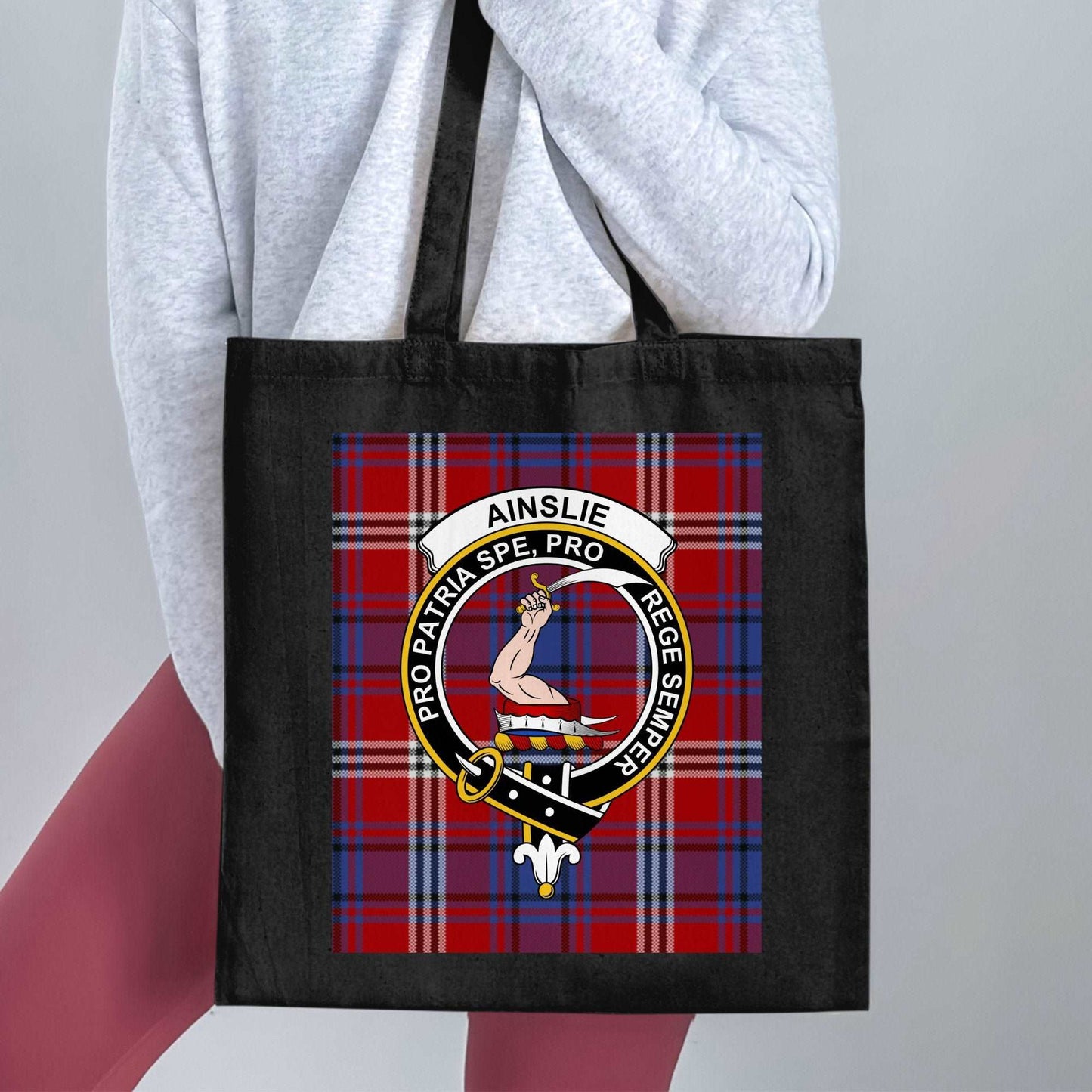 Ainslie Clan Crest Pro Patria Spe Pro Tote Bag - Living Stone Gifts