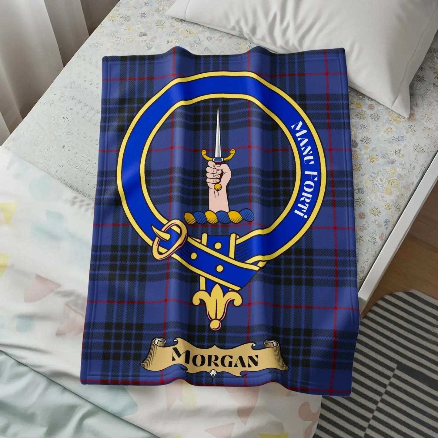 Manu Forti Clan Morgan Print Blanket product