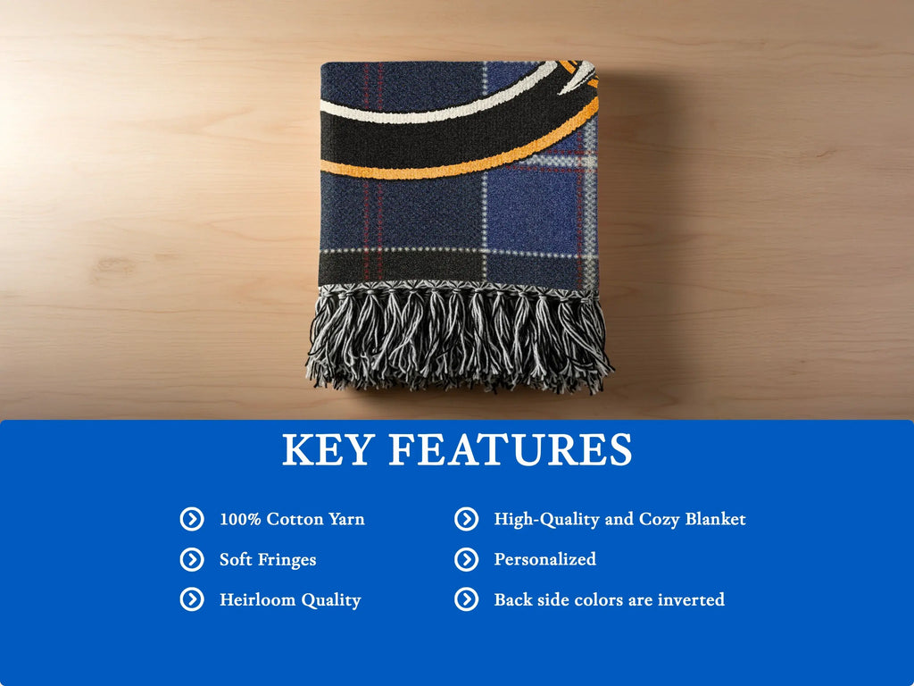 High-Quality Cozy Blanket with Soft Fringes Blanket