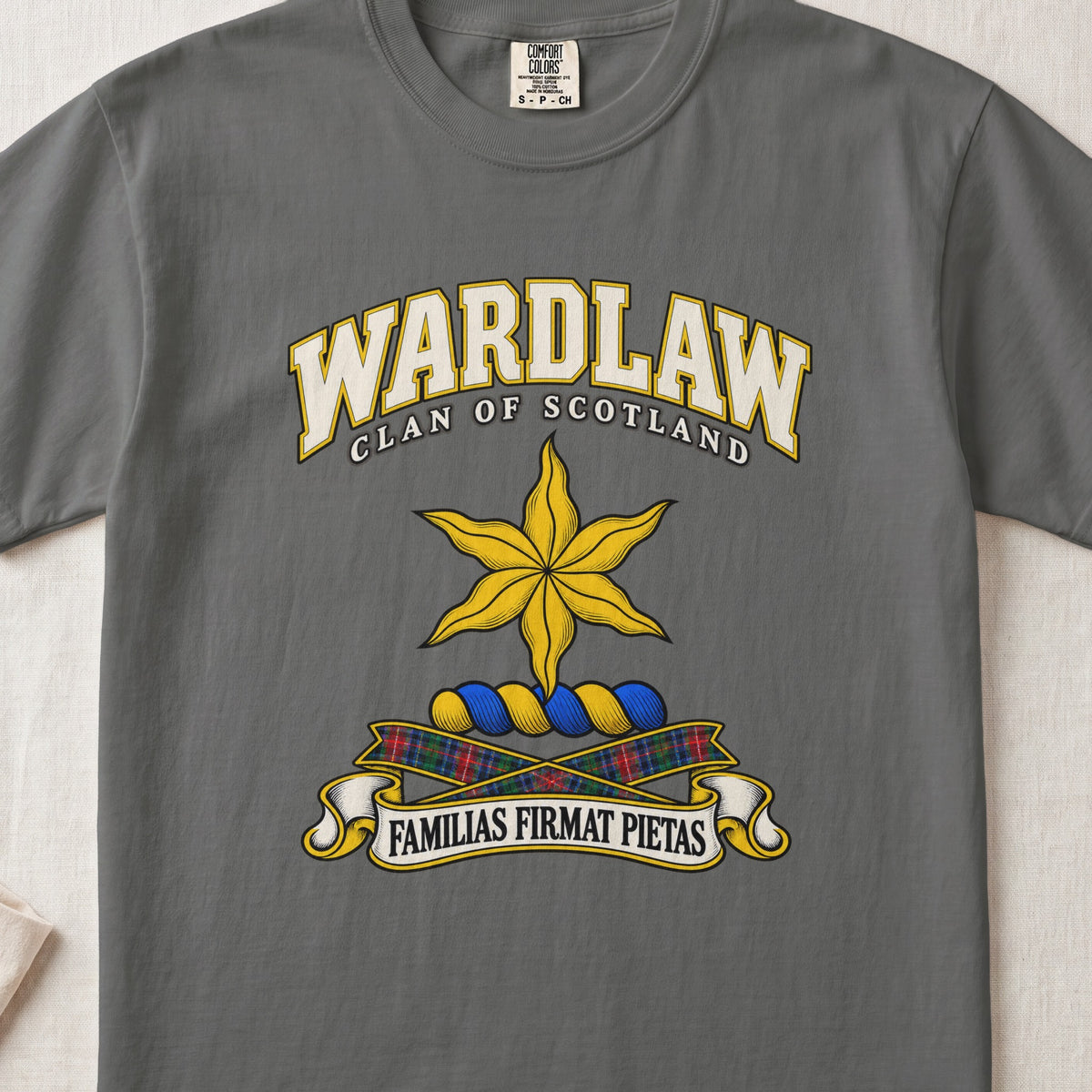Wardlaw Scottish clan T-shirt in Pepper, front view with a golden star with wavy points and motto design.