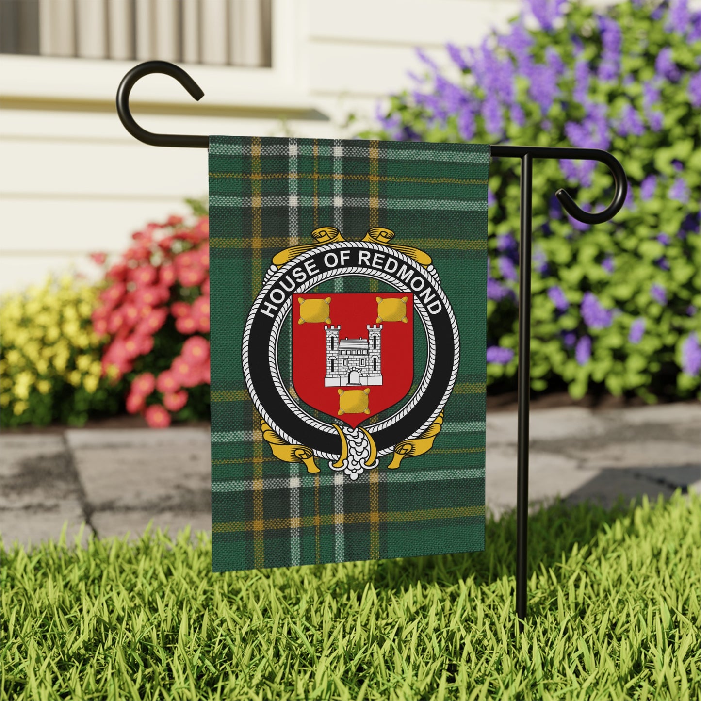 House of Redmond Plaid Garden Flag Decor
