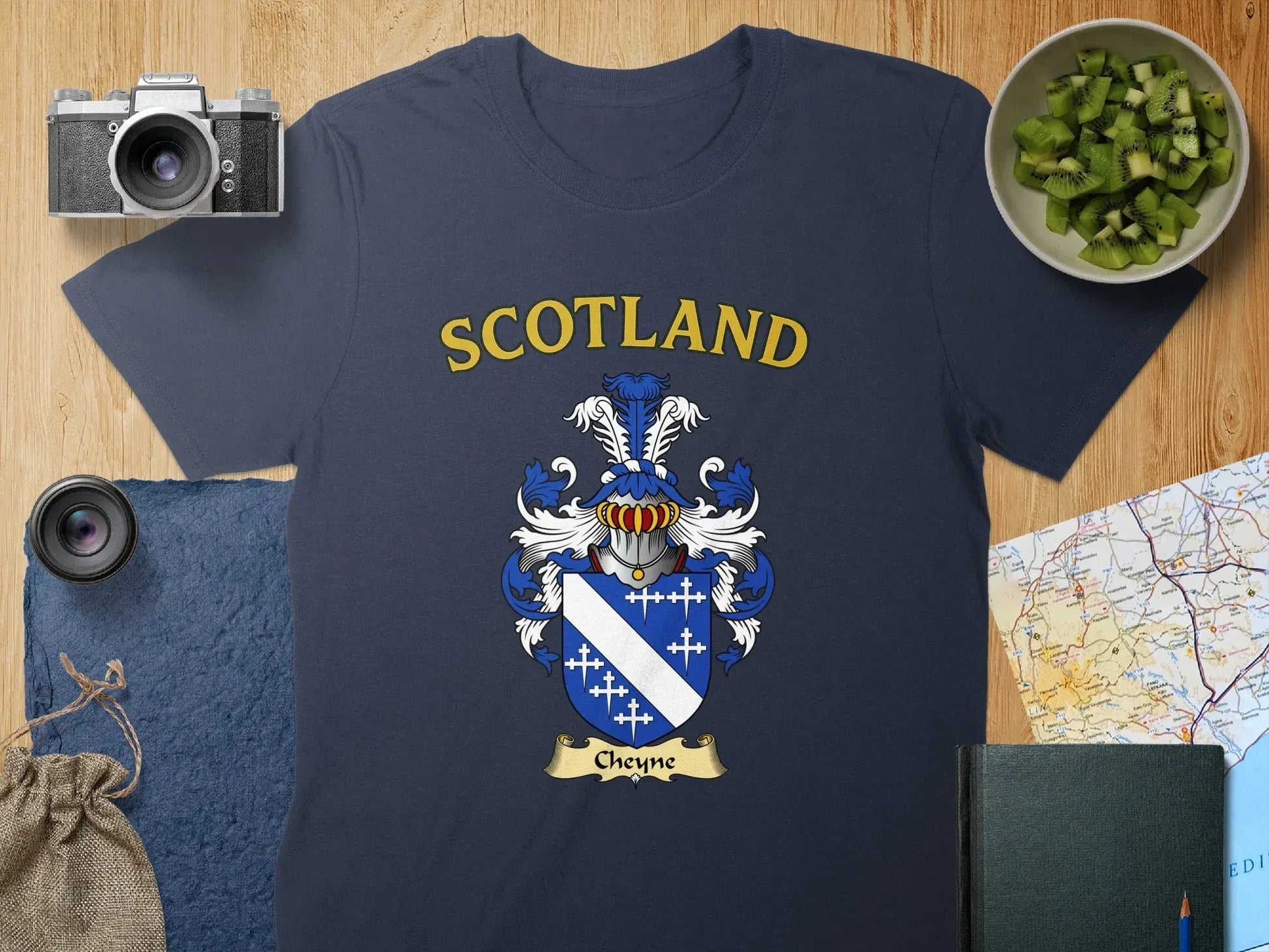 Scotland Cheyne Crest Graphic T-Shirt product