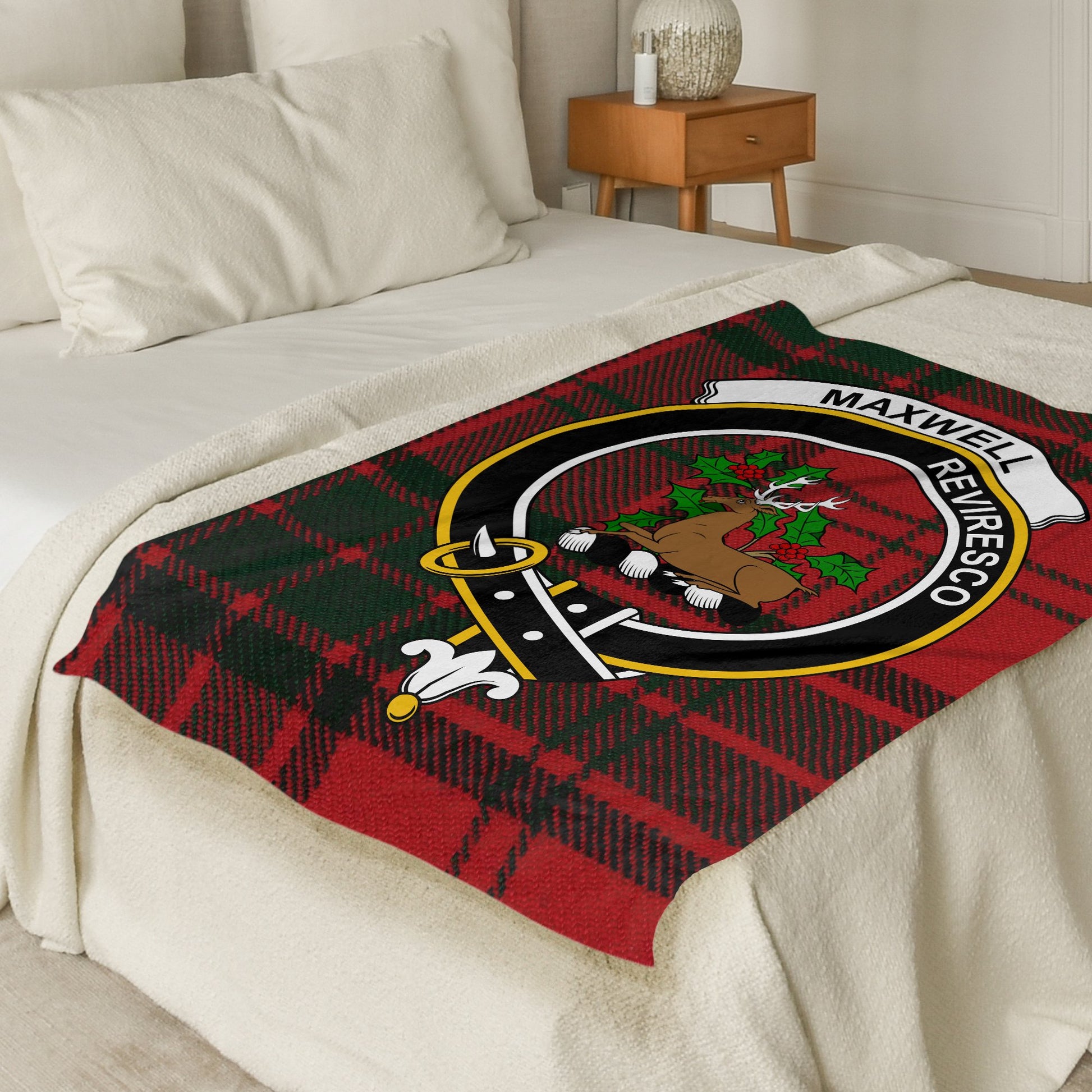 Scottish Clan Maxwell Revivesco Tartan Blanket - Living Stone Gifts