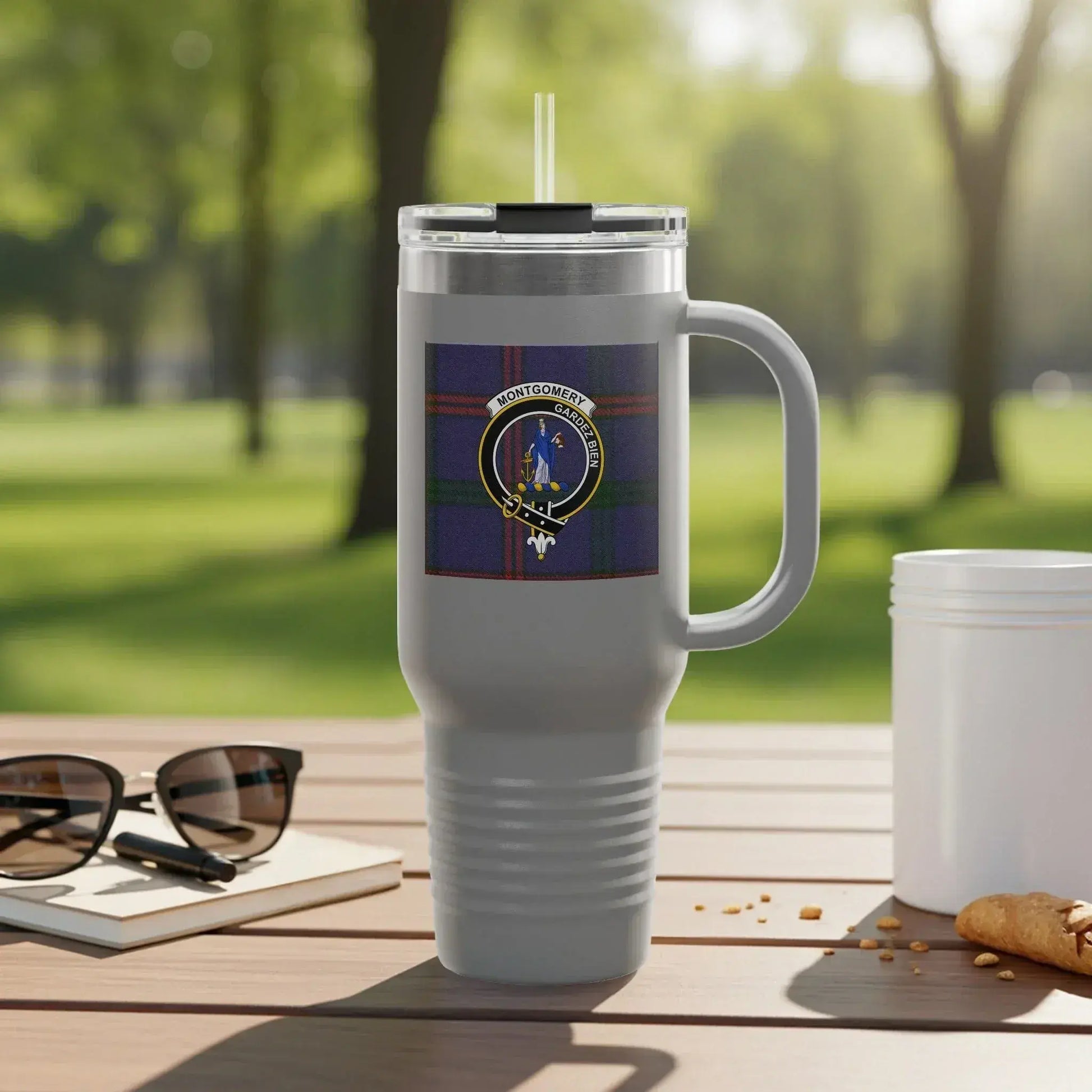 Outdoor Scene Insulated Large Travel Mug product type