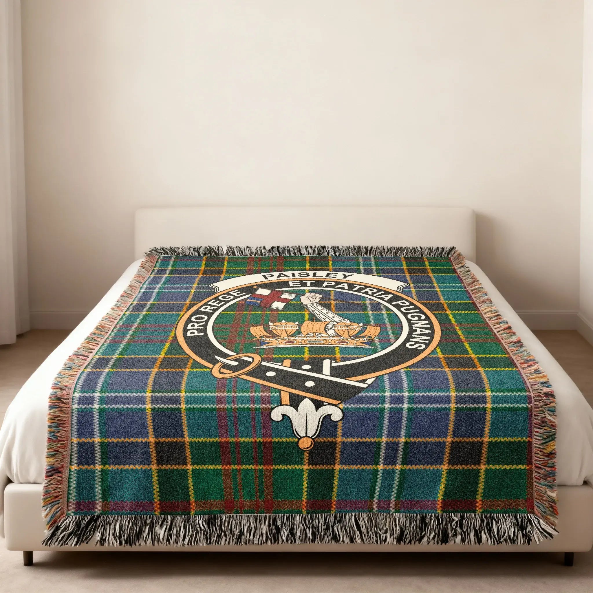 Traditional Tartan Blanket with Crest Design Blanket