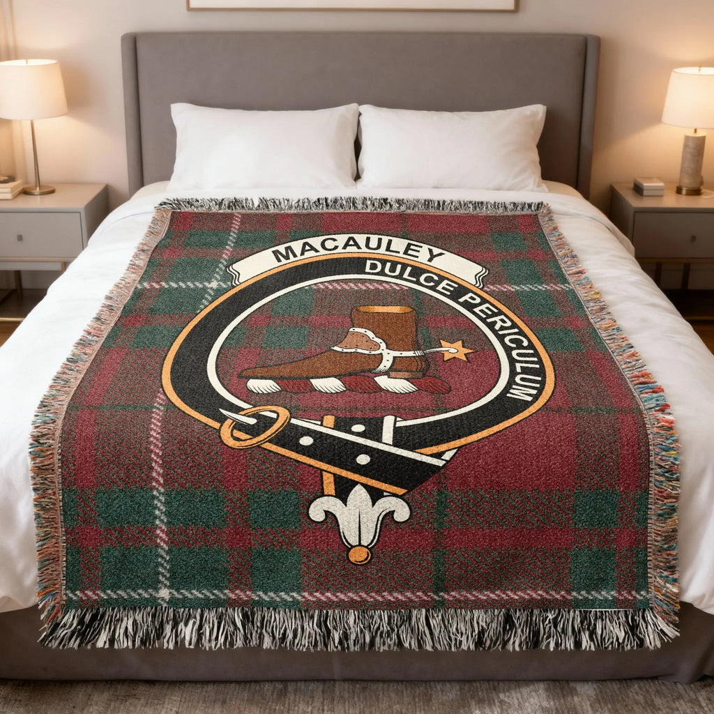 Clan MacAulay woven tartan blanket — cotton weave with fringe edging and Dulce Periculum crest, 52x37 inch
