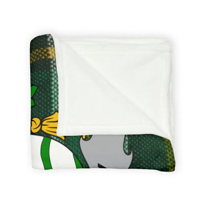 Cozy Green and White Shamrock Design Blanket product