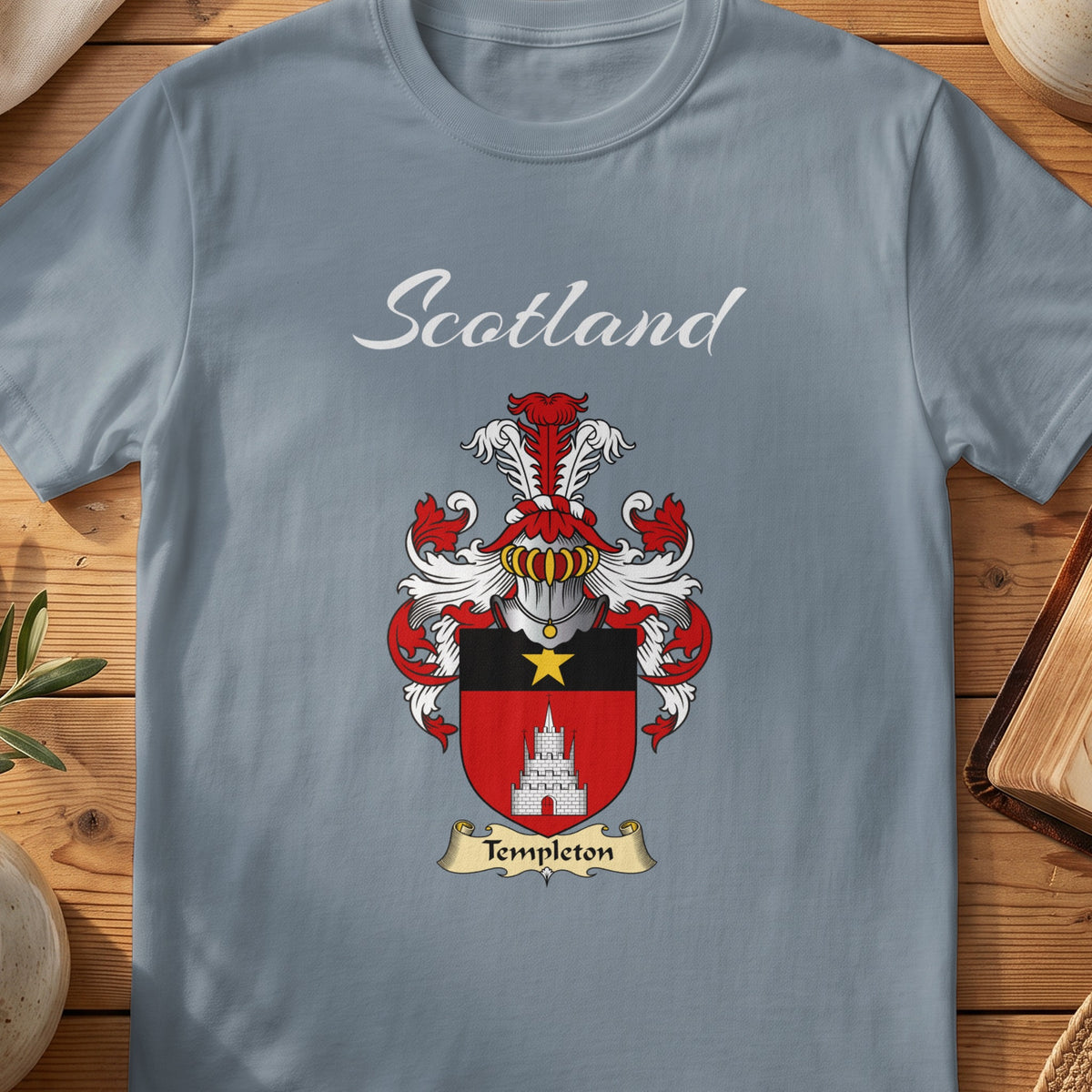 Templeton Scottish family shield T-shirt in Stone Blue
