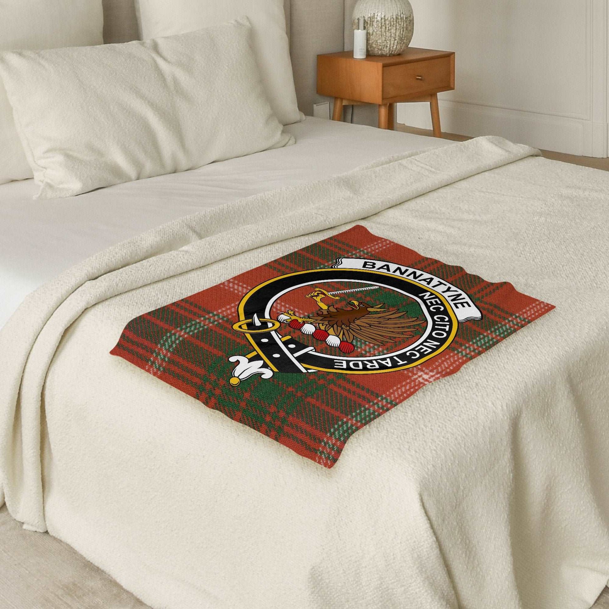 Bannatyne Scottish Tartan Crest Throw Blanket - Living Stone Gifts