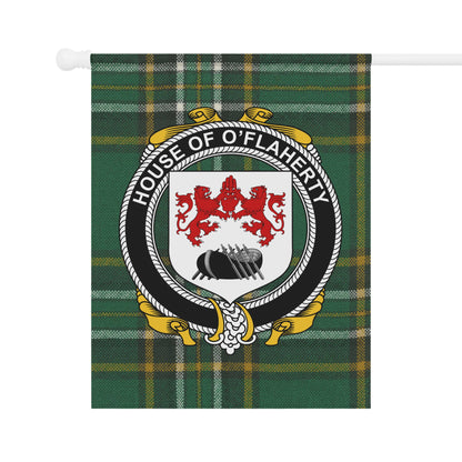 House of O'Flaherty Plaid Crest Flag Product