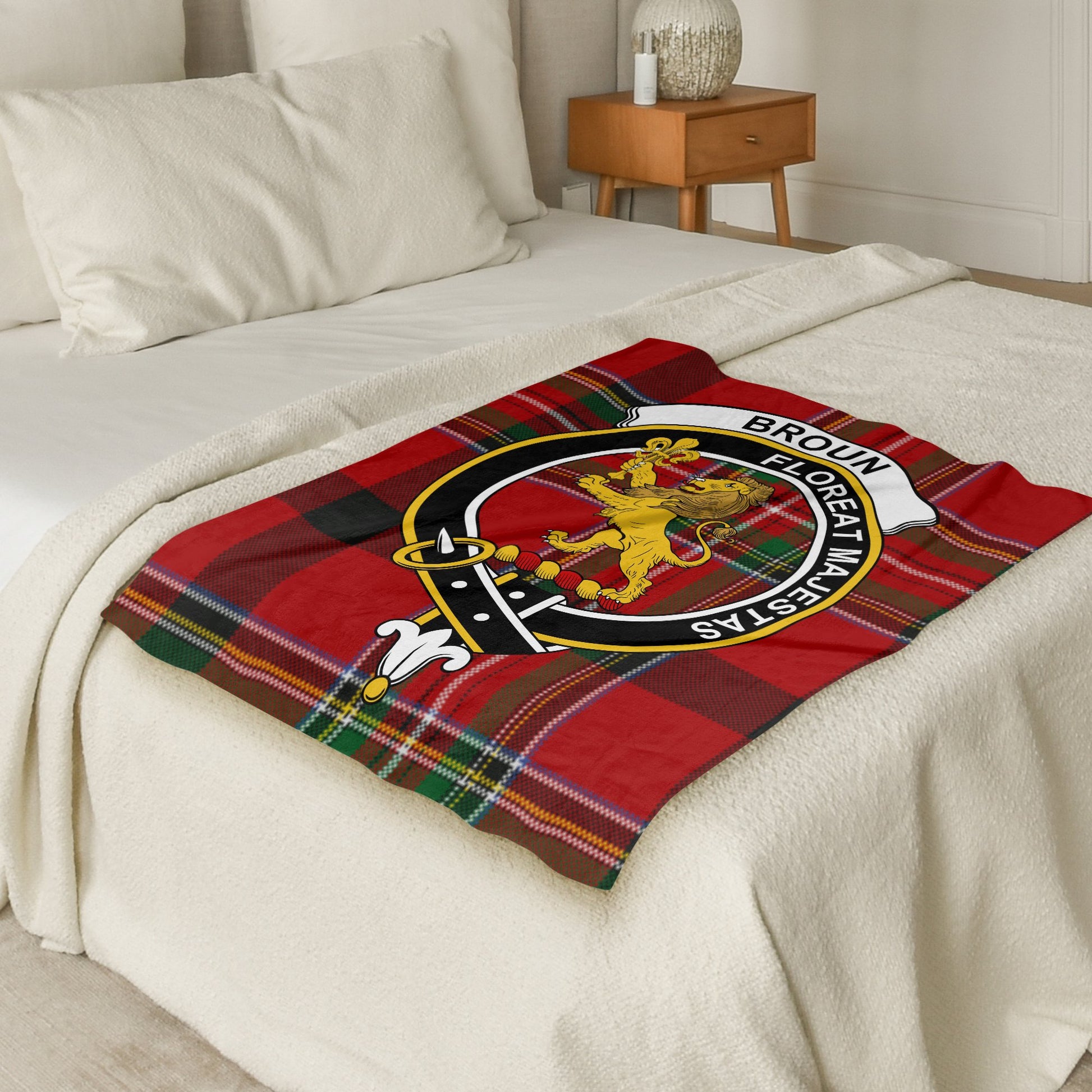 Broun Scottish Tartan Crest Throw Blanket - Living Stone Gifts