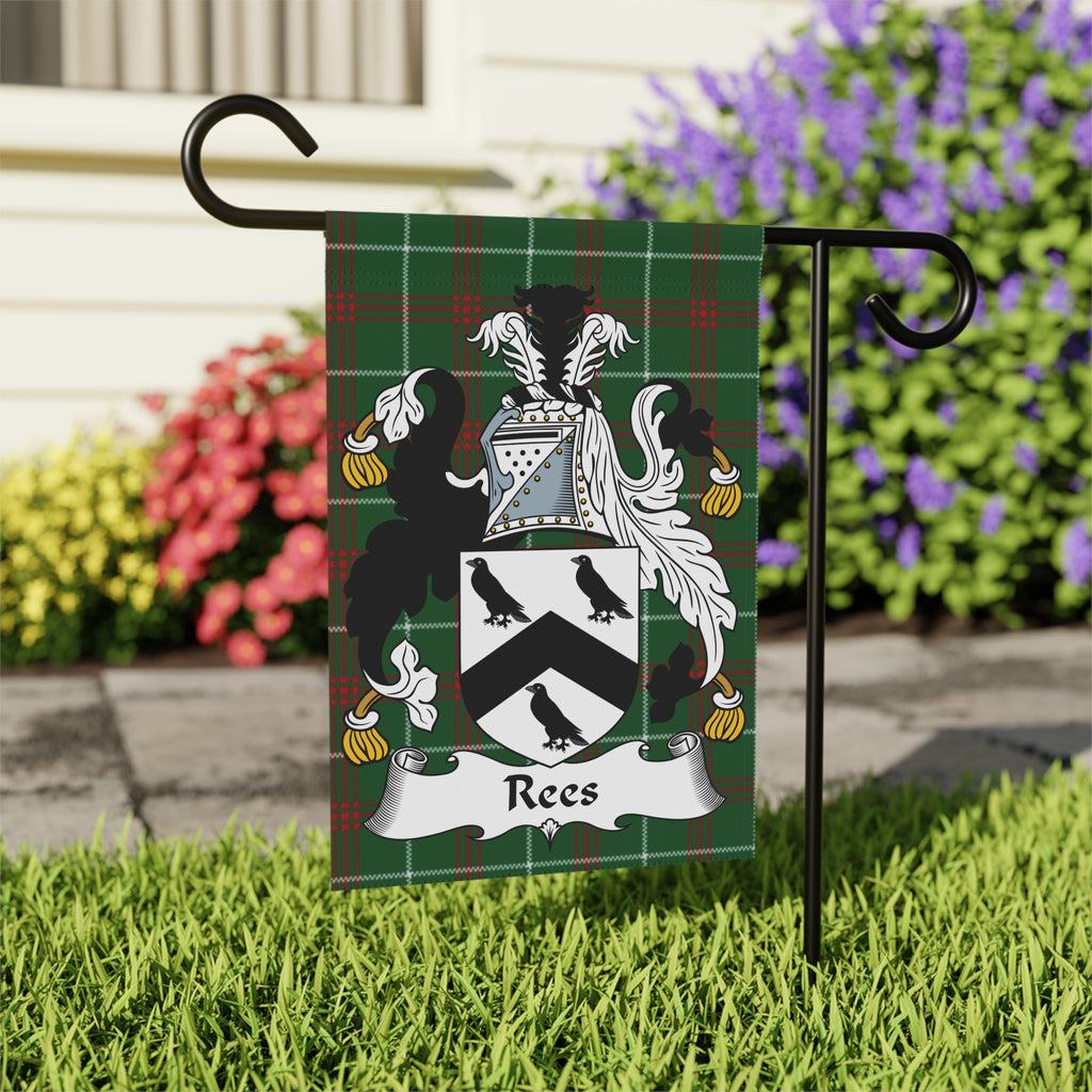 Green plaid garden flag displaying the Rees family crest.