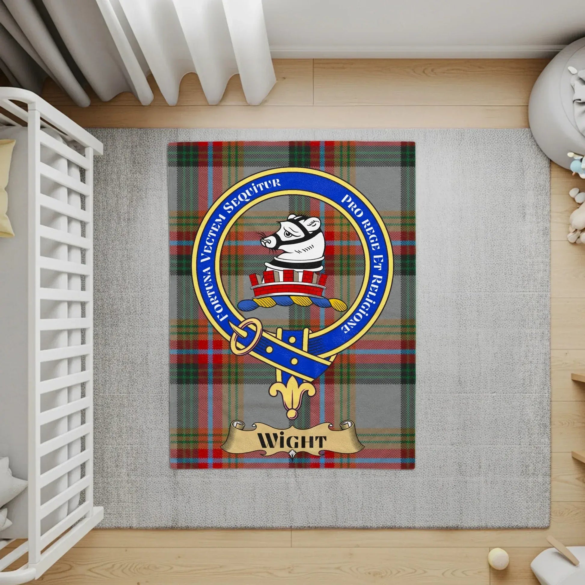 Clan Wight Crest Badge On Traditional Pattern product type