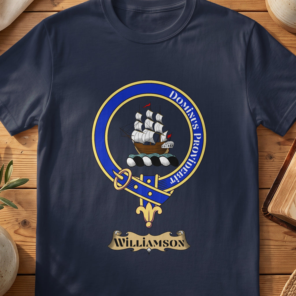Williamson Scottish clan crest T-shirt in Navy