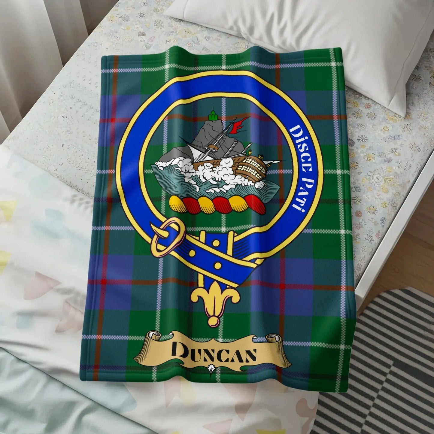 Duncan Disce Pati Tartan Pattern Blanket product