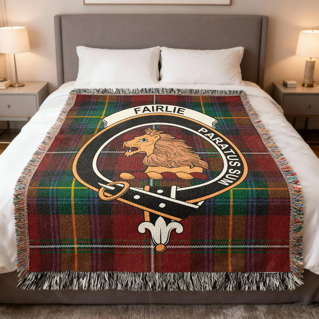 Fairlie Paratus Sum Lion Crest Blanket