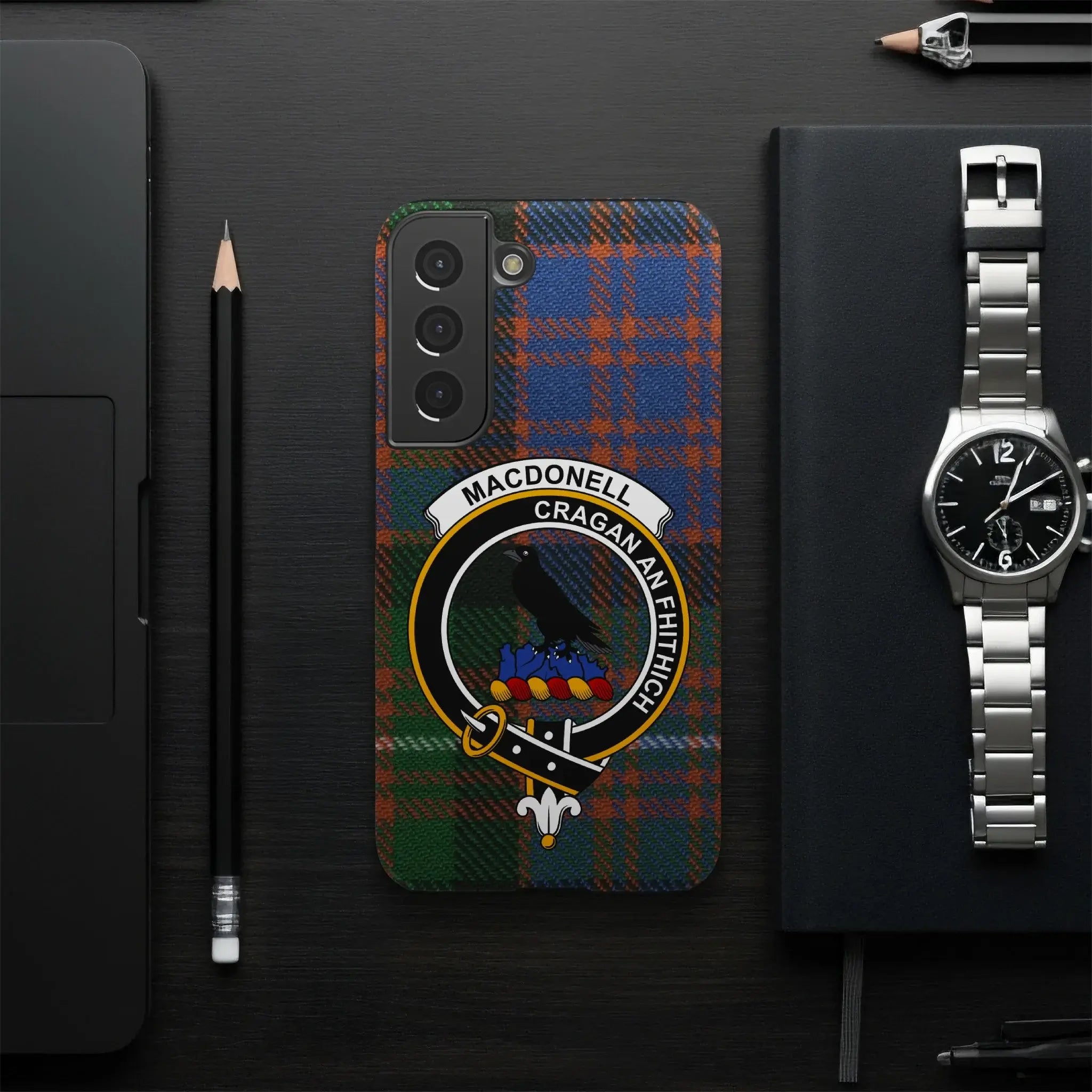 Macdonell Clan Crest Phone Case Cragan an Fhithich