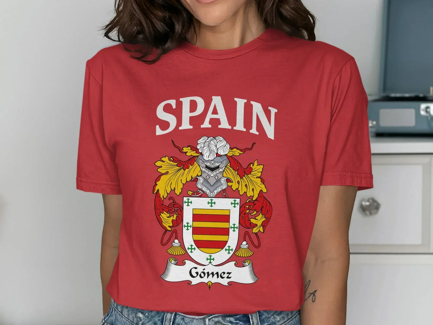 Vibrant Spain Gomez Crest Graphic Short Sleeve T-Shirt product type
