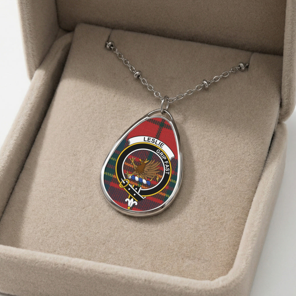 Leslie clan tartan necklace showing clan crest and motto detail