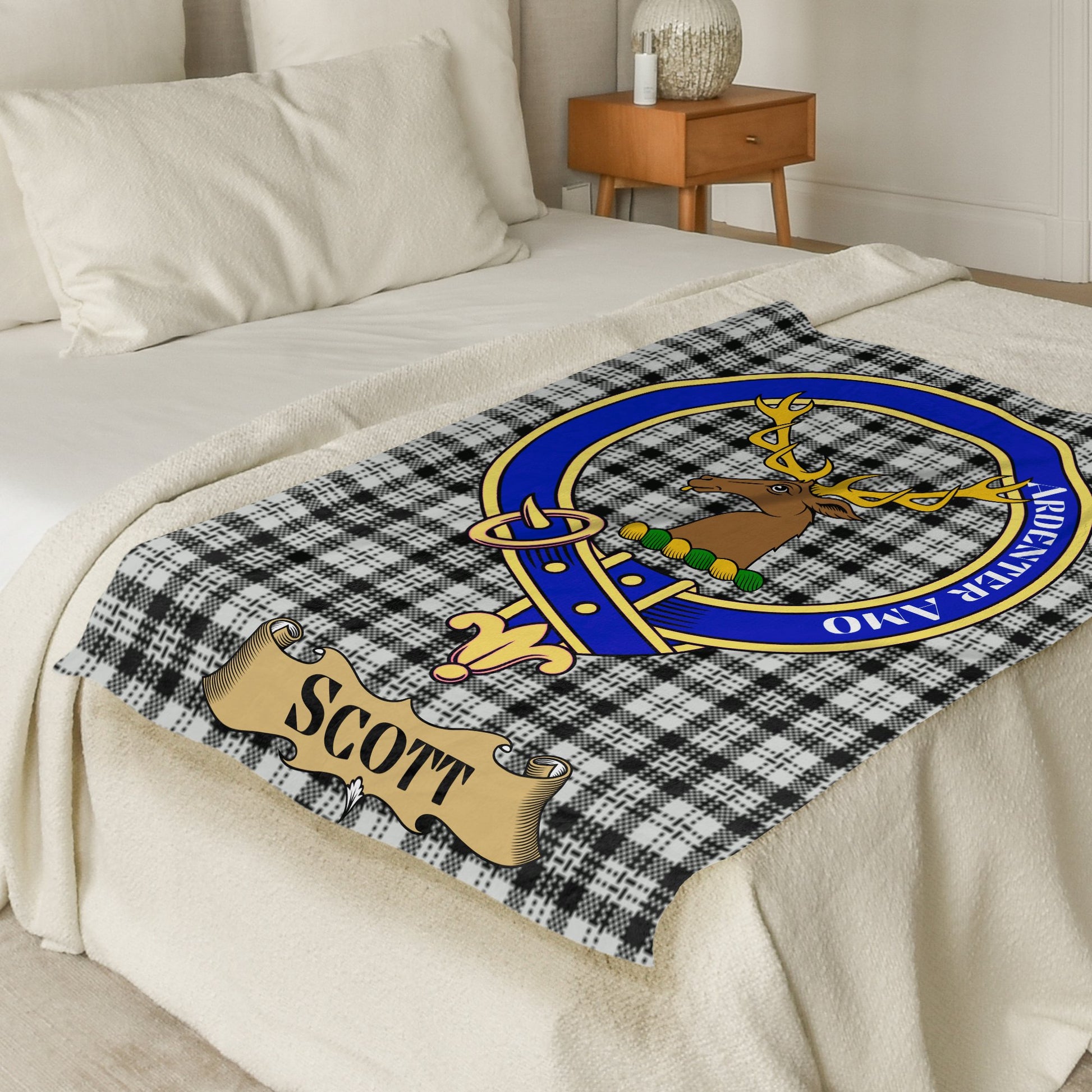 Scottish Clan Scott Crest Plaid Design Throw Blanket - Living Stone Gifts