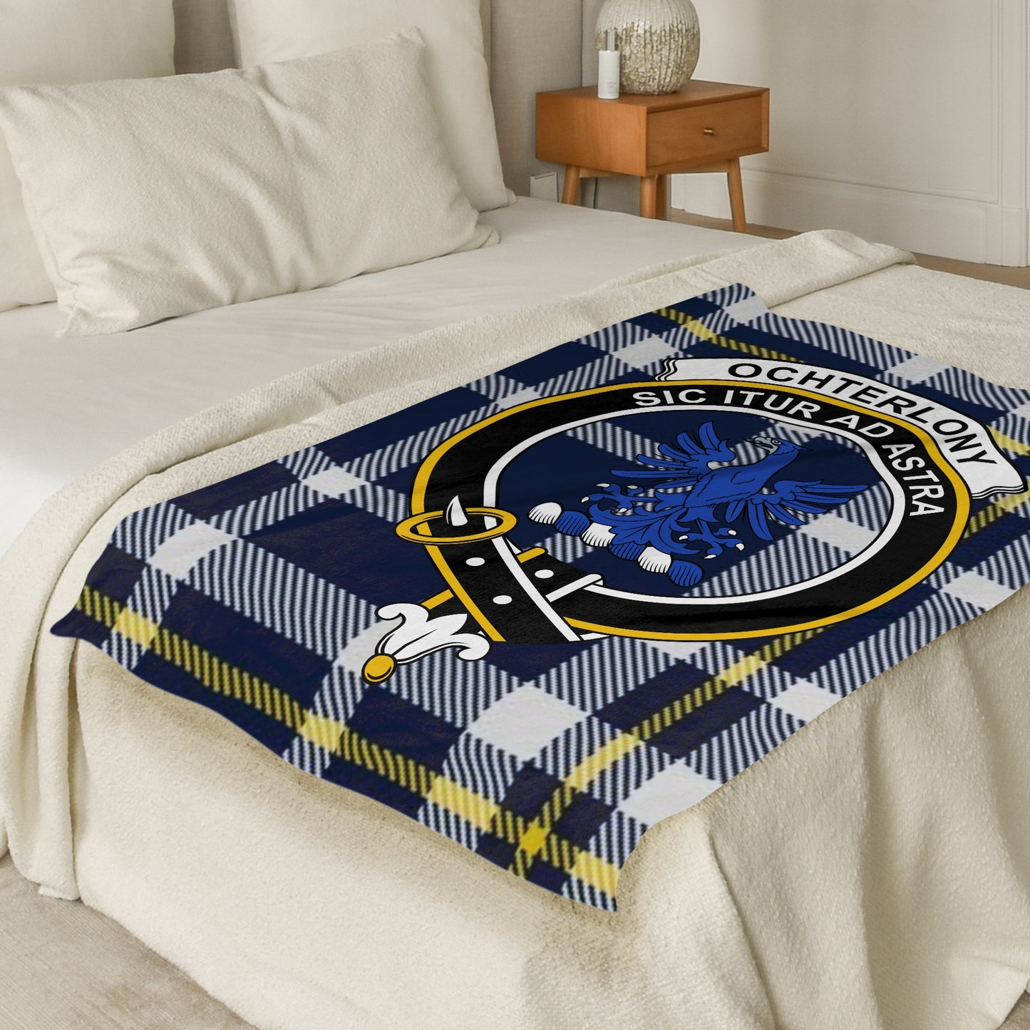 Scottish Clan Ochterlony Plaid Throw Blanket - Living Stone Gifts