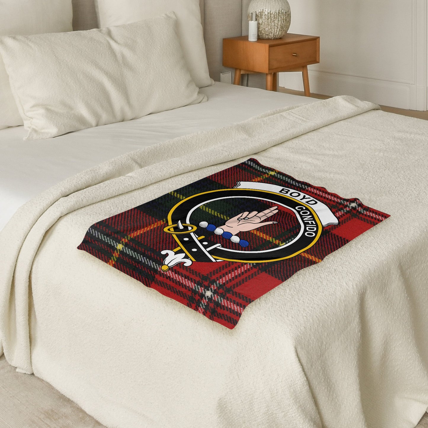 Scottish Clan Boyd Crest Tartan Throw Blanket - Living Stone Gifts