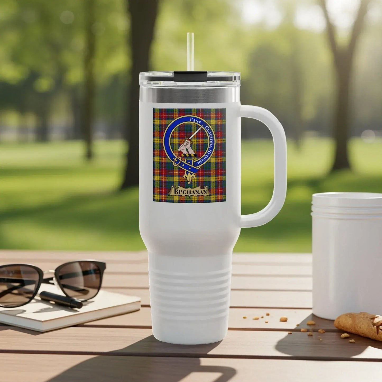 Large capacity travel mug with sturdy handle product type
