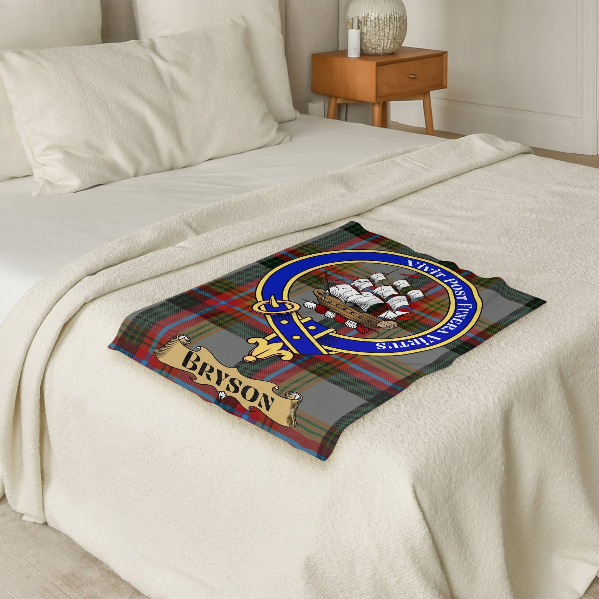 Scottish Clan Bryson Crest Tartan Throw Blanket - Living Stone Gifts