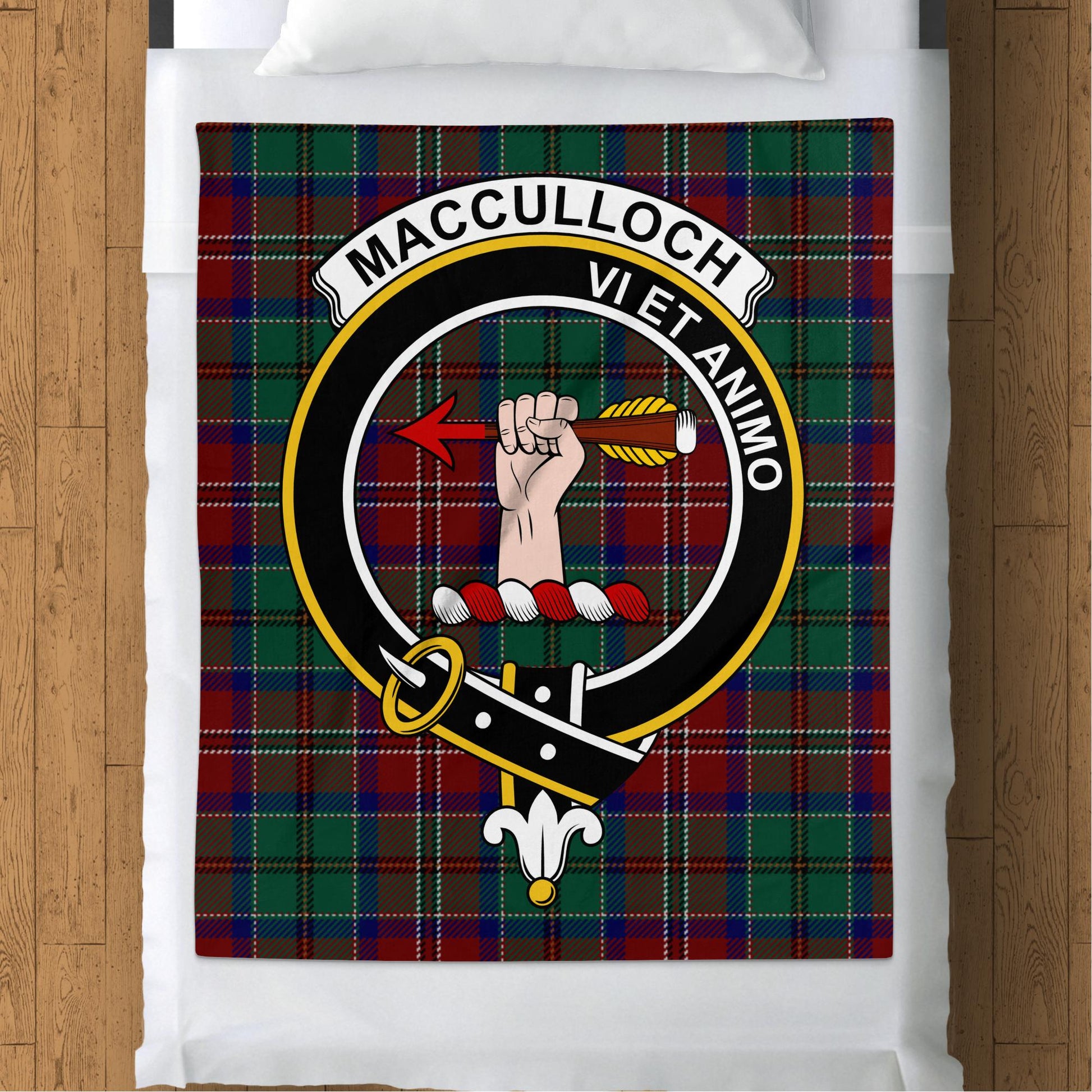 Scottish Clan MacCulloch Crest Tartan Blanket - Living Stone Gifts