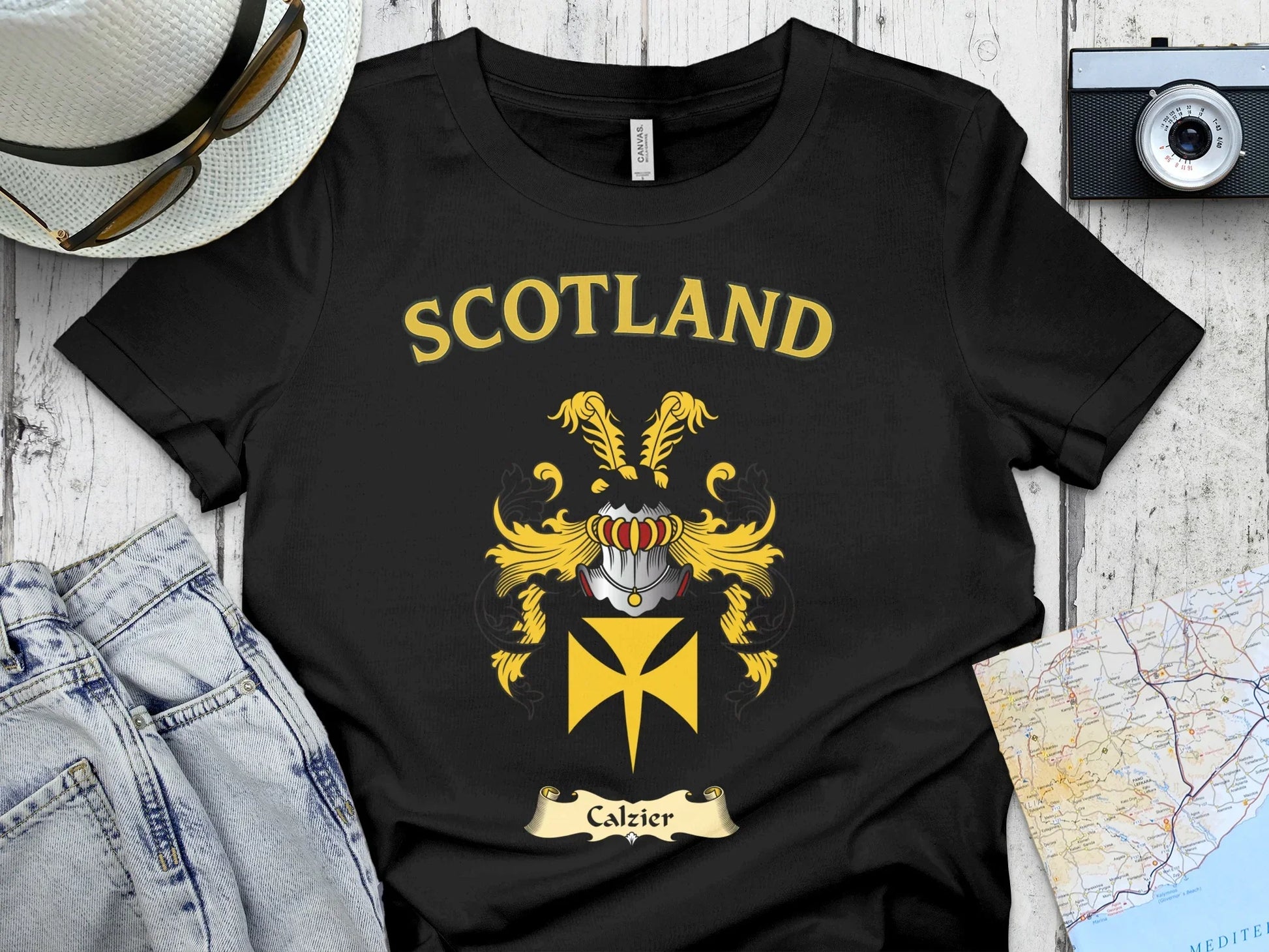 Scotland Crest Design Calziser Brand T-Shirt product