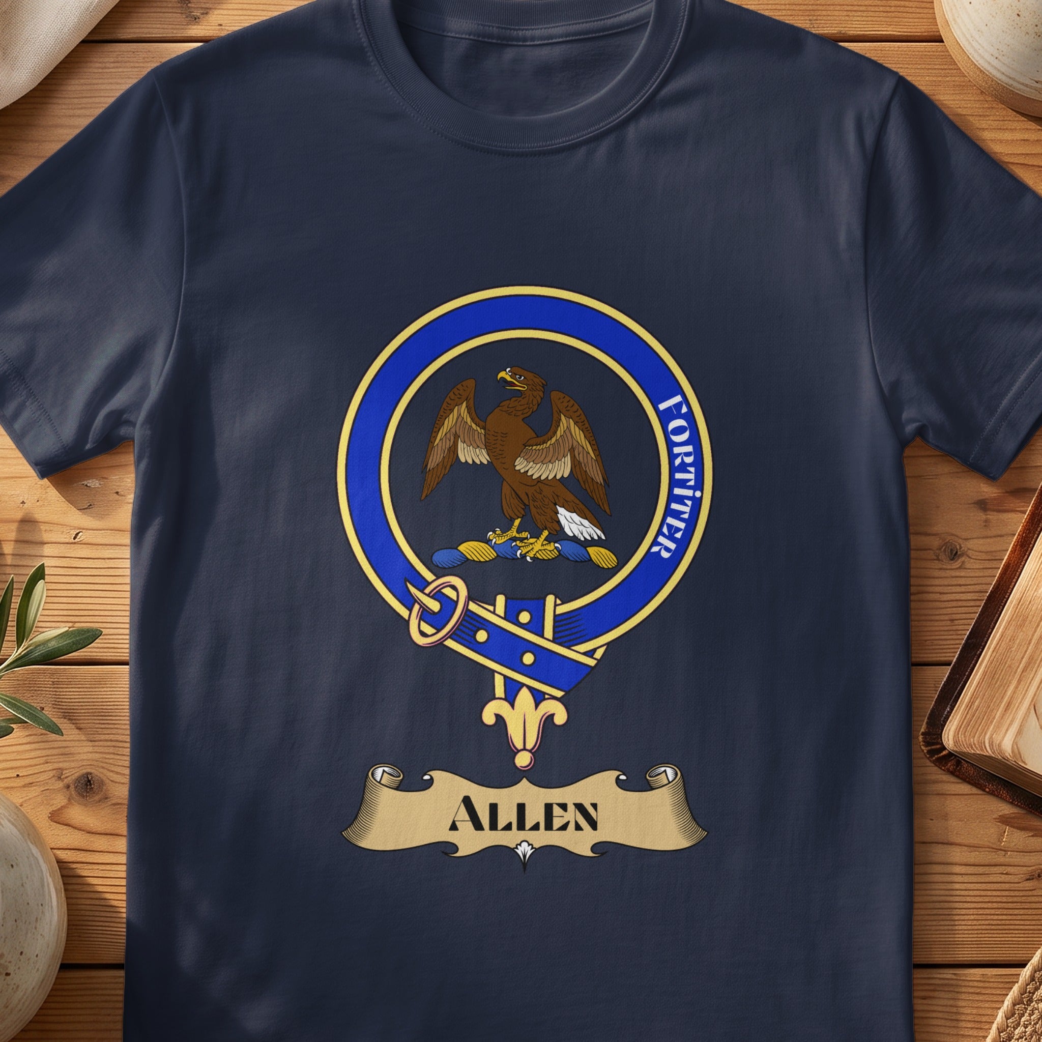 Allen Scottish clan crest T-shirt in Navy