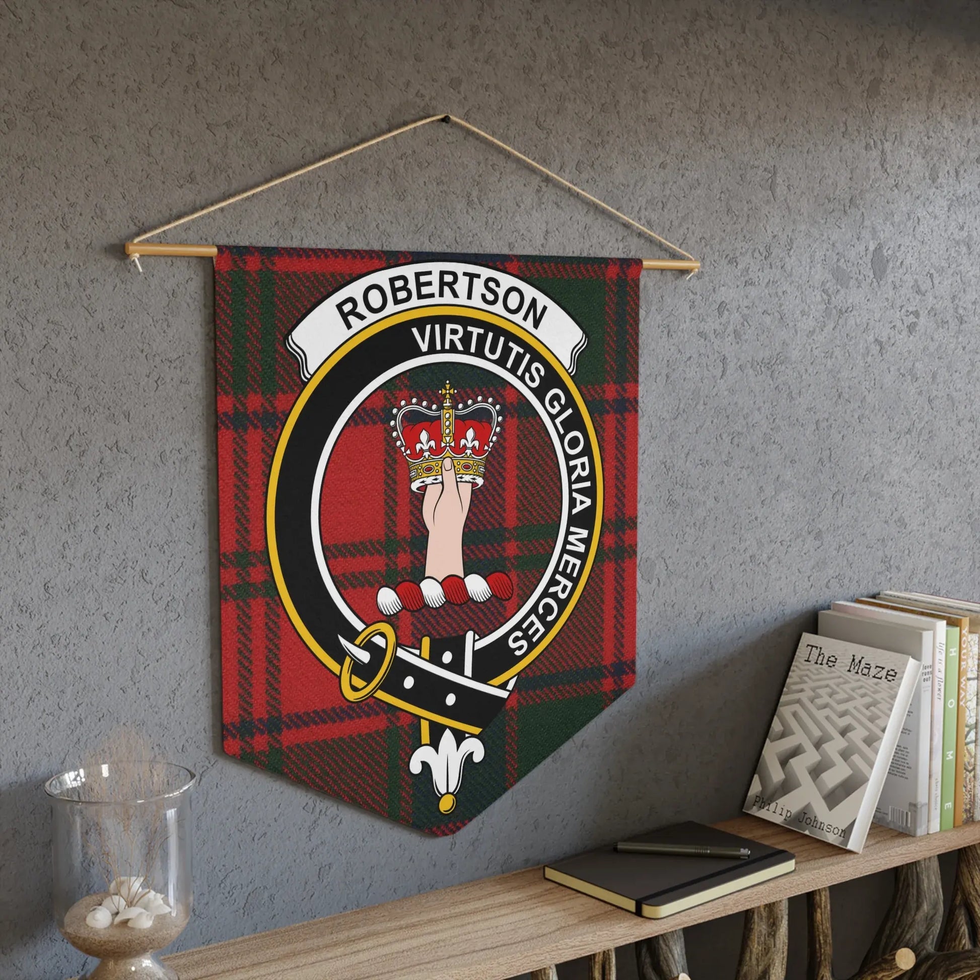 Robertson Virtutis Gloria Merces Scottish Clan Product