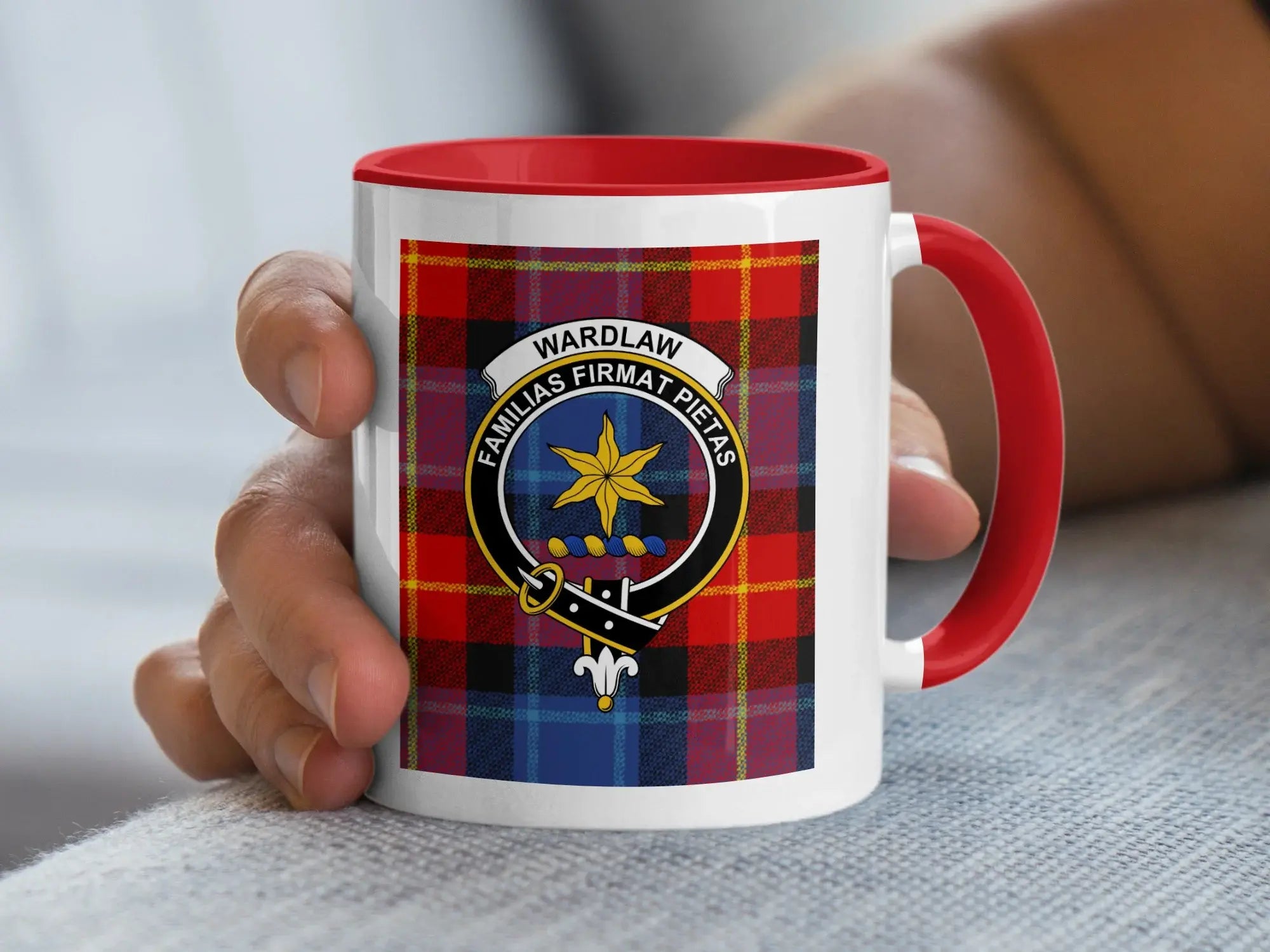 Wardlaw familias firmat pietas plaid design mug — 15oz, navy accent