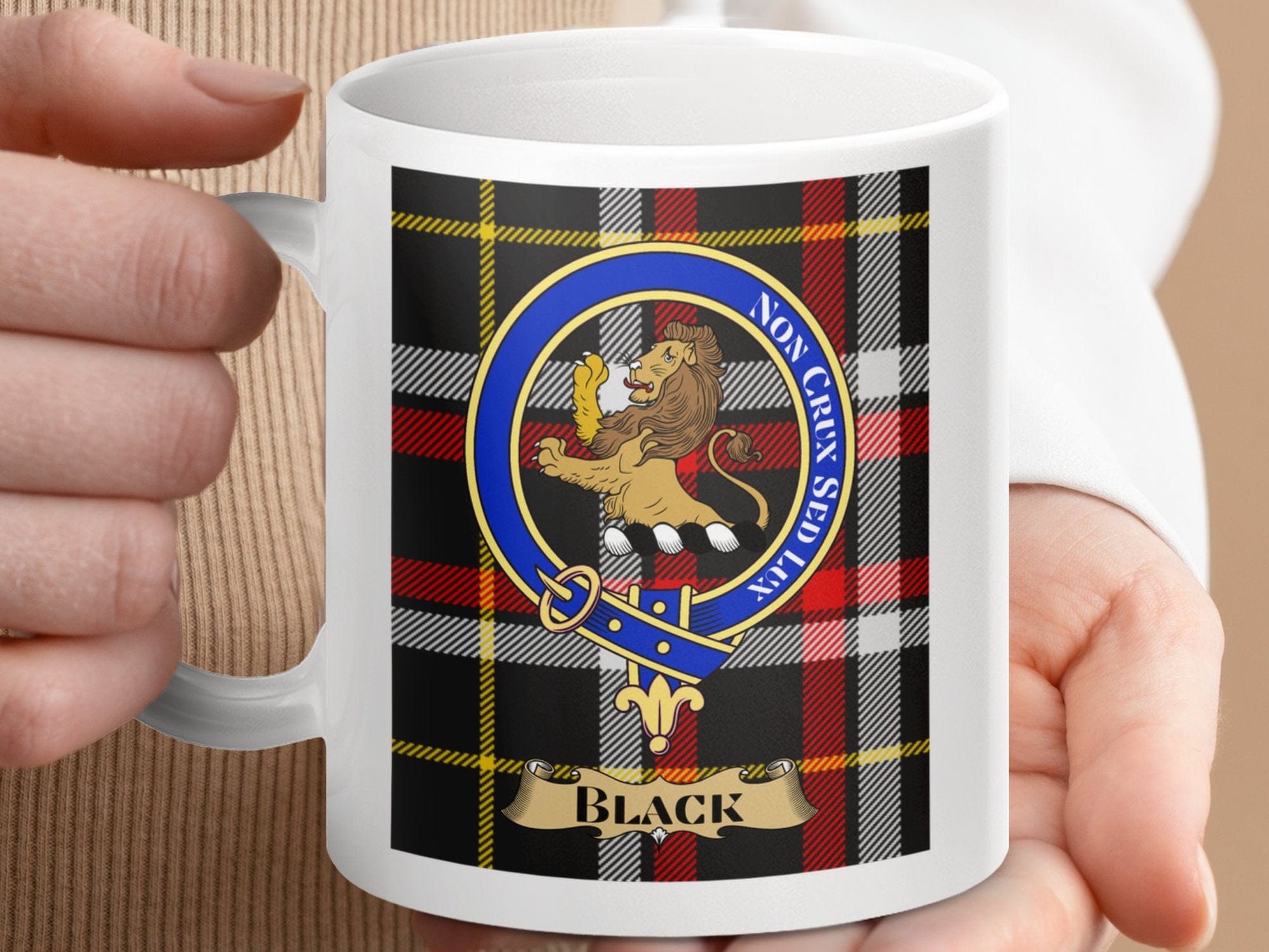 Physical Item 11oz / 11oz / White Black Clan Scottish Tartan Crest Mug