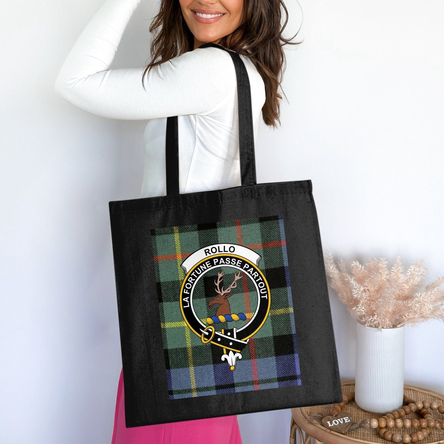 Physical Item 15"x16" / Black Scottish Clan Rollo Tartan Crest Design Tote Bag