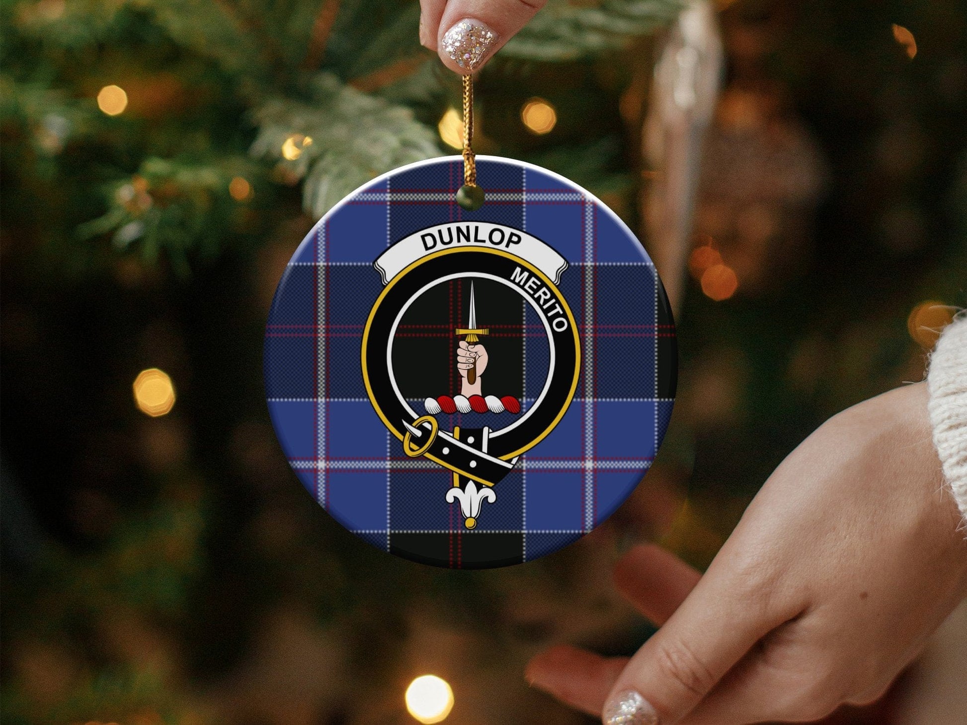 Physical Item Dunlop Merito Clan Crest Scottish Tartan Christmas Ornaments