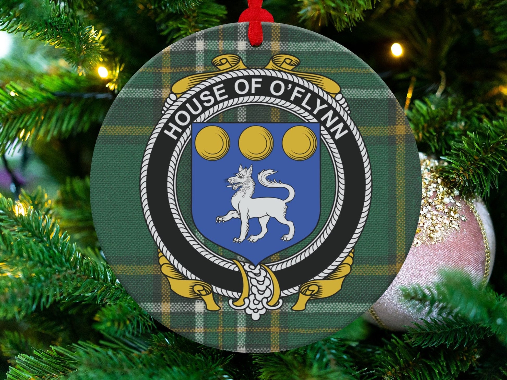 Physical Item Flynn Crest Irish tartan Christmas Ornament Decoration Ornaments