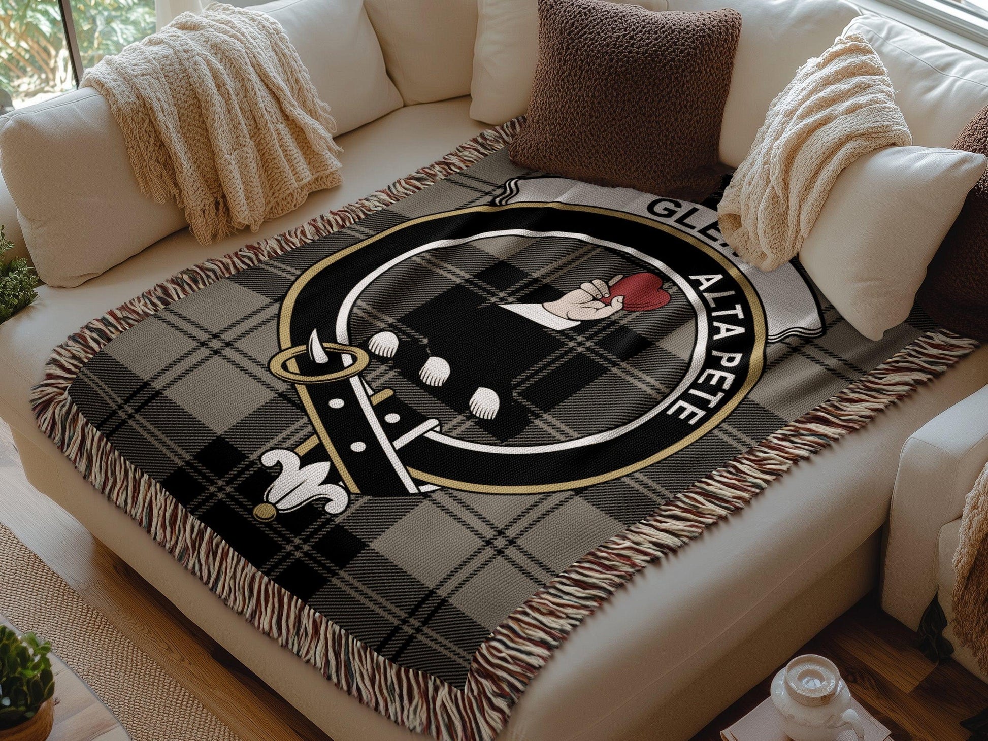 Physical Item Glen Clan Crest Tartan Scottish Woven Blanket