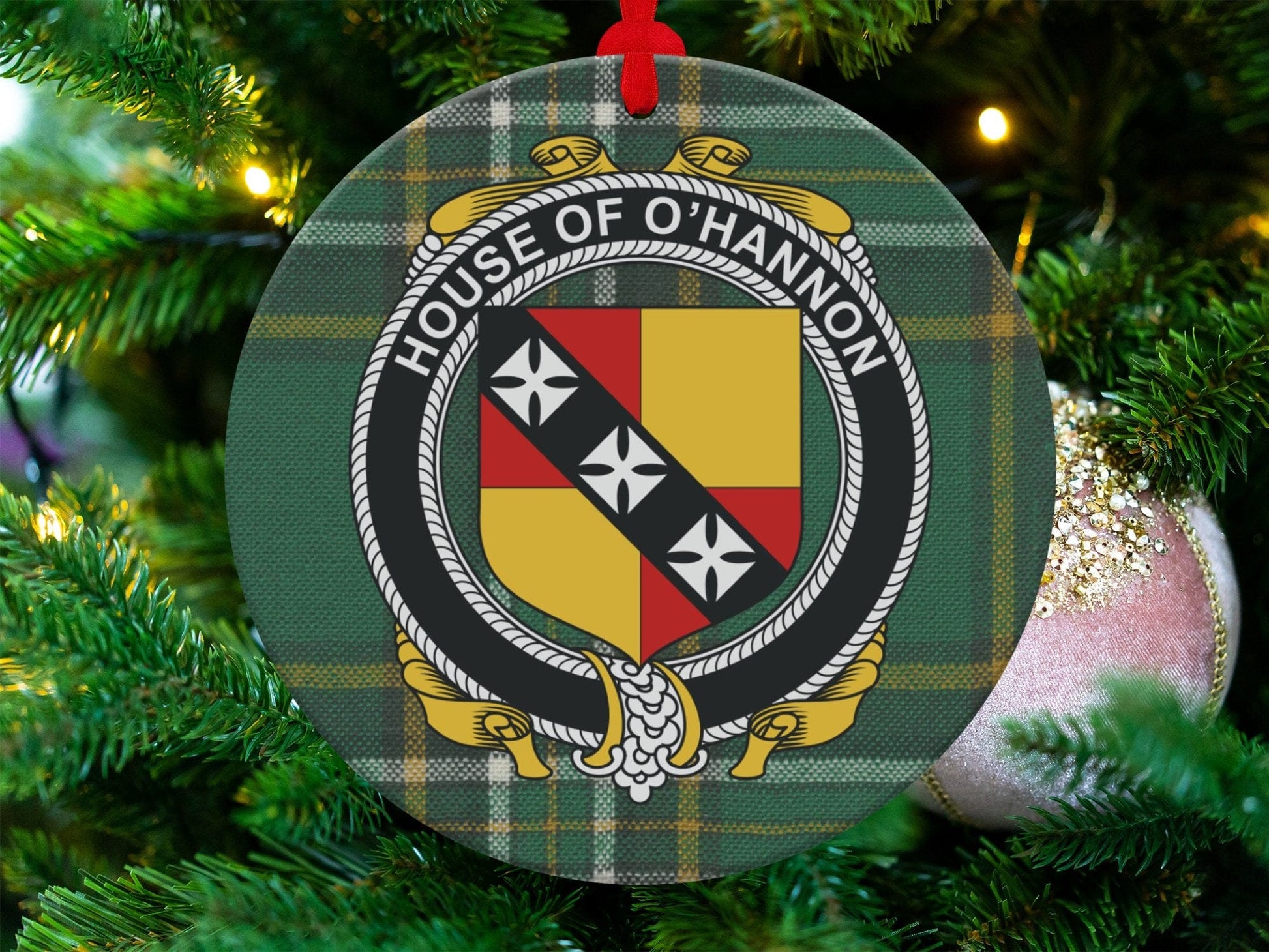 Physical Item O'Hannon Crest Irish tartan Christmas Ornament Decorations