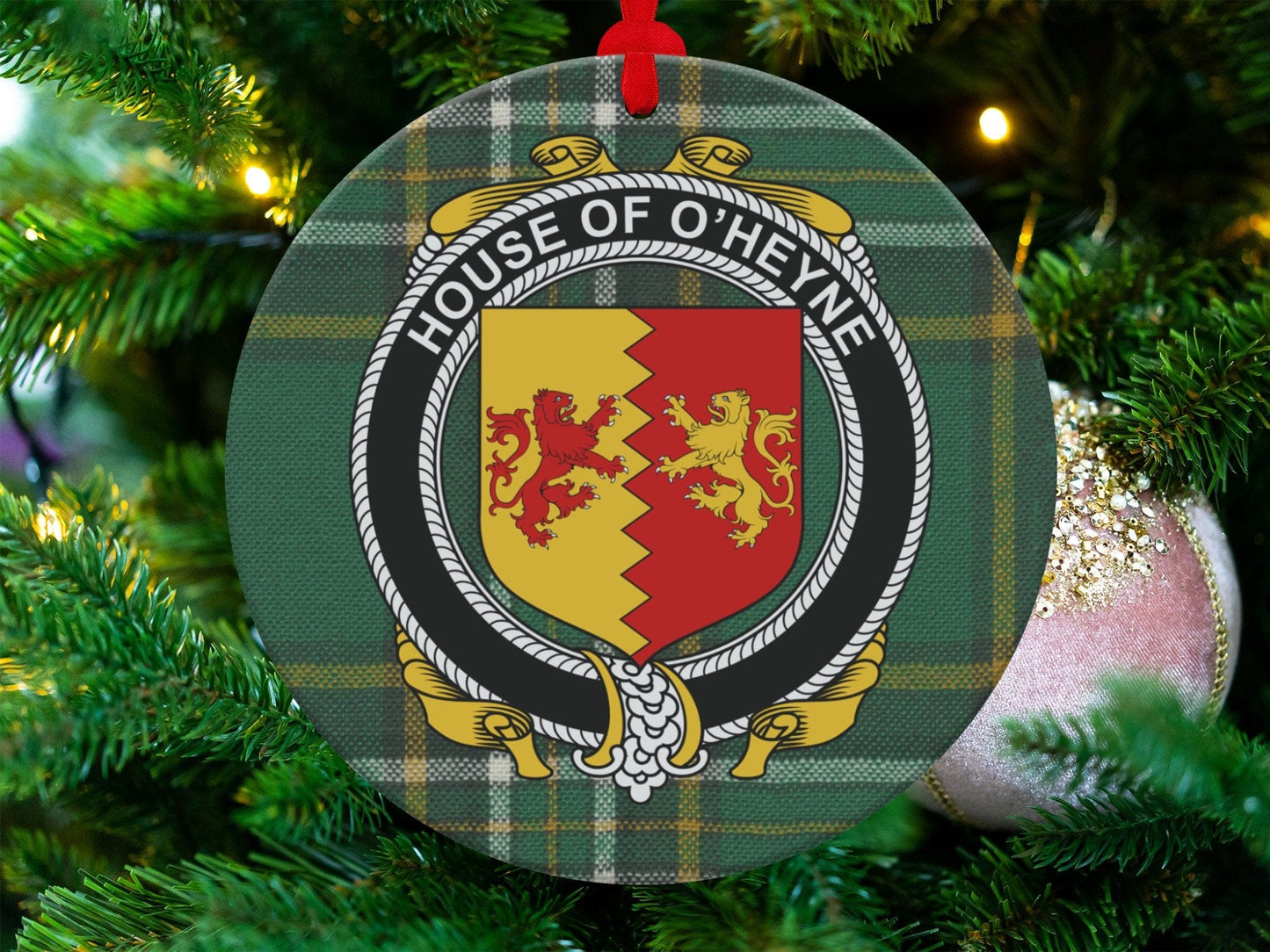 Physical Item O'Heyne Crest Irish tartan Christmas Ornament Decoration