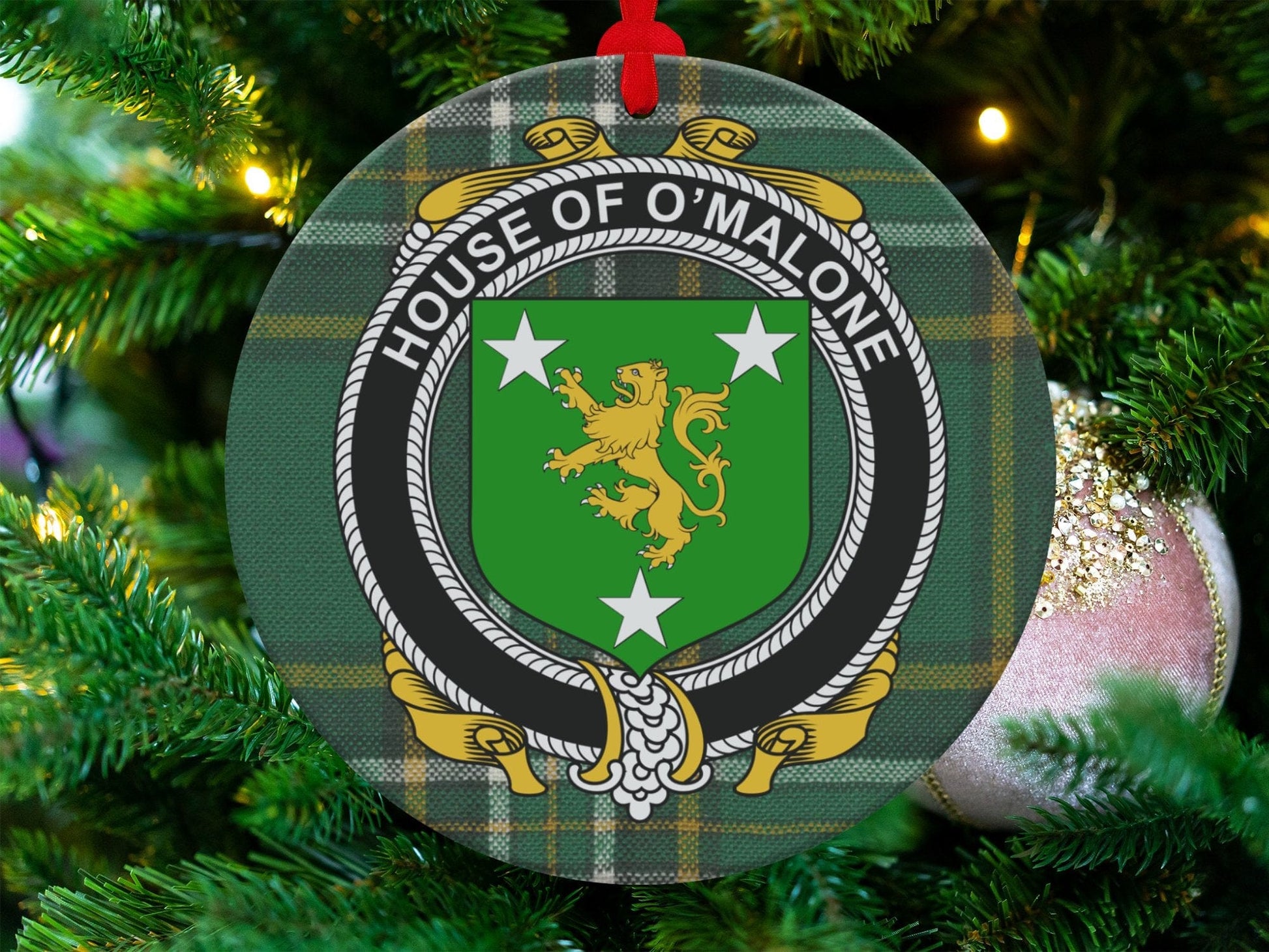 Physical Item O'Malone Crest Irish surname tartan christmas ornament decoration Ornaments