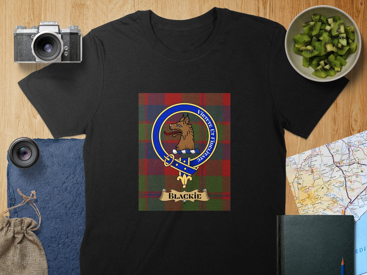 Physical Item S / Black Blackie Clan Scottish Tartan Crest Unisex T-Shirt