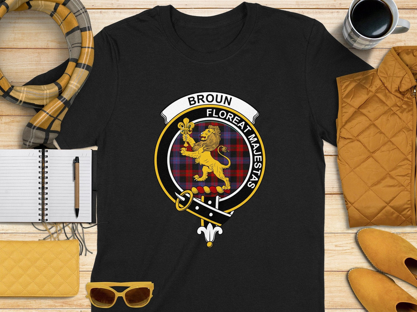 Physical Item S / Black Broun Clan Scottish Tartan Crest T-Shirt