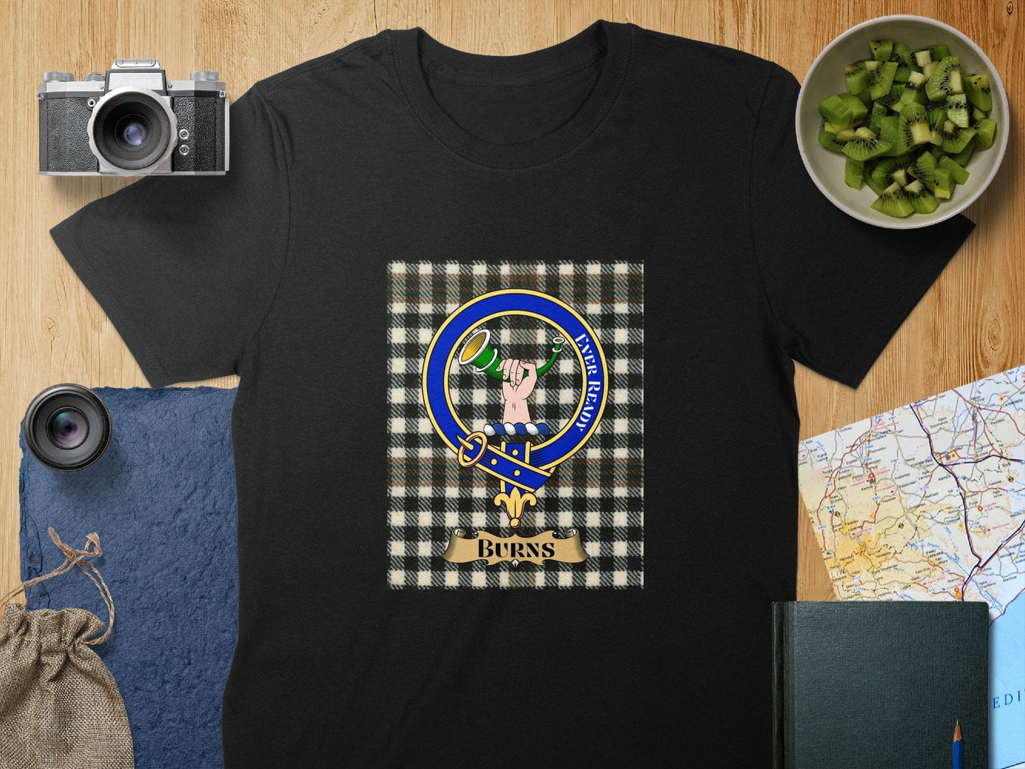 Physical Item S / Black Burns Clan Scottish Tartan Crest Unisex T-Shirt