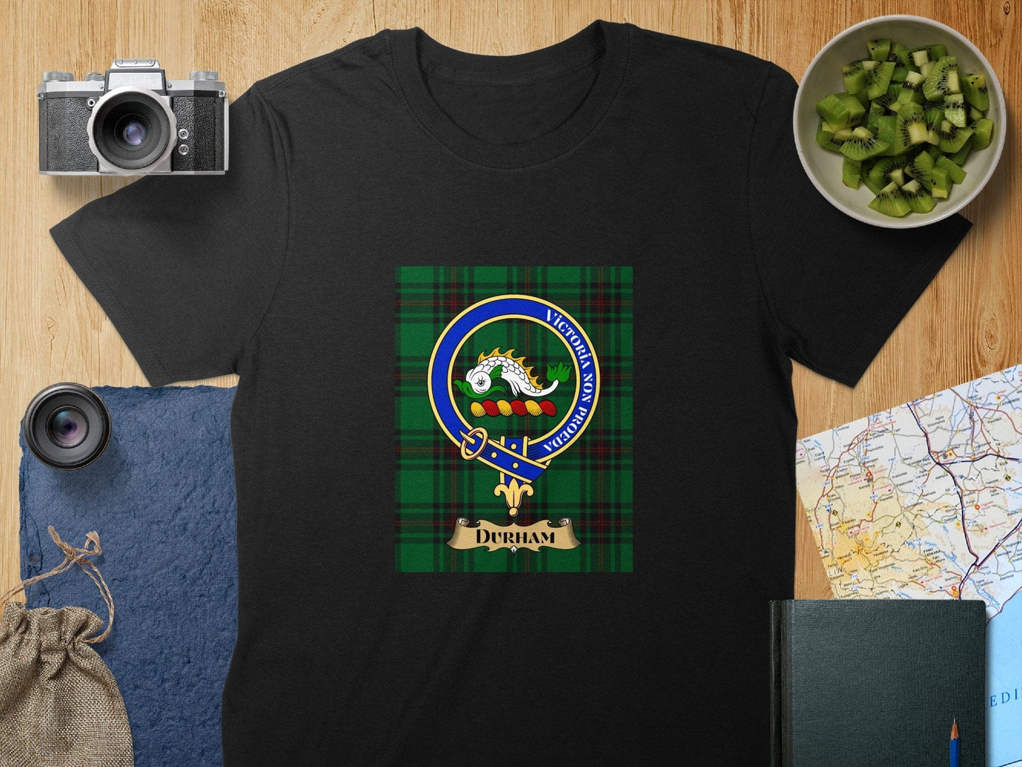 Physical Item S / Black Durham Clan Scottish Tartan Crest Unisex T-Shirt