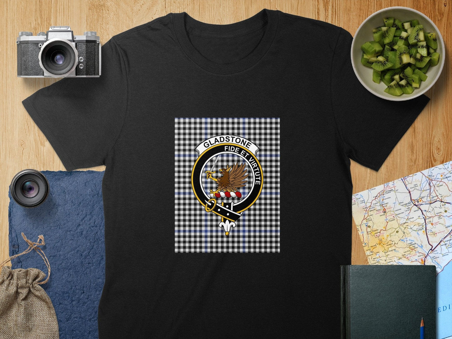 Physical Item S / Black Gladstone Clan Scottish Tartan Crest Unisex T-Shirt