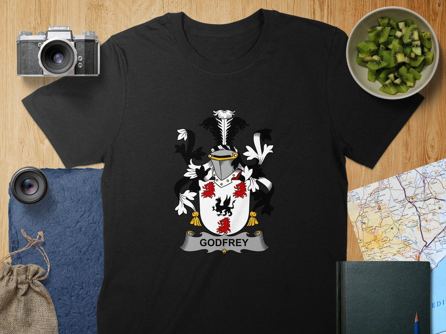 Physical Item S / Black Godfrey Surname Irish Heraldry Unisex T-Shirt