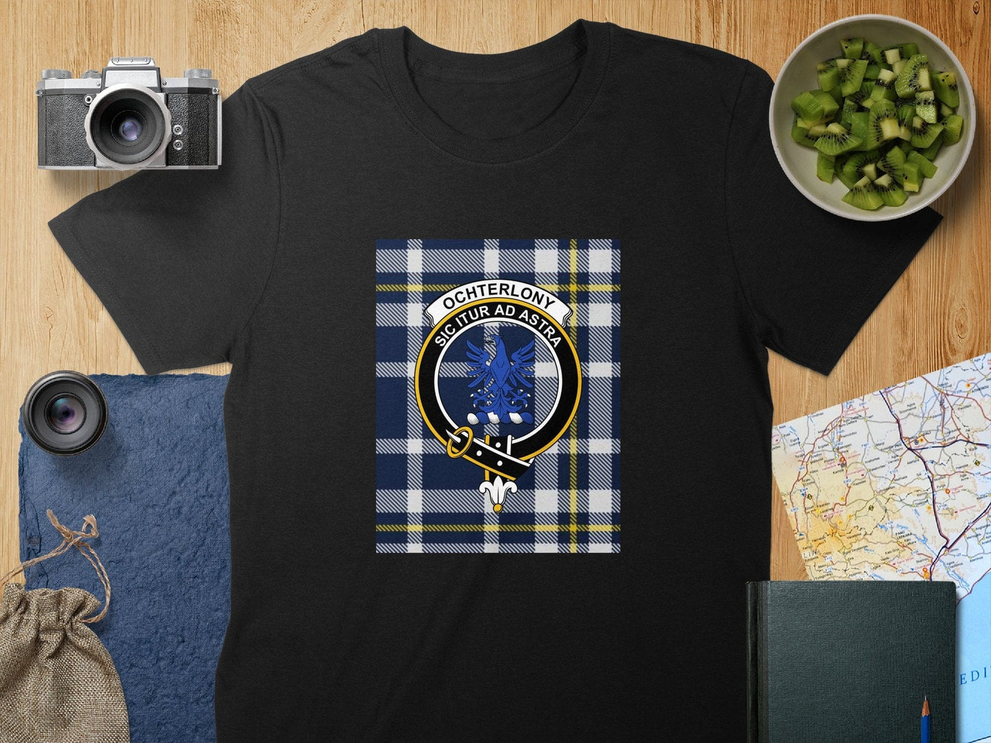 Physical Item S / Black Ochterlony Clan Scottish Tartan Crest Unisex T-Shirt