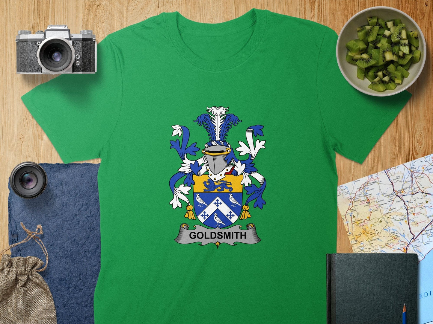 Physical Item S / Irish Green Goldsmith Surname Irish Heraldry Unisex T-Shirt