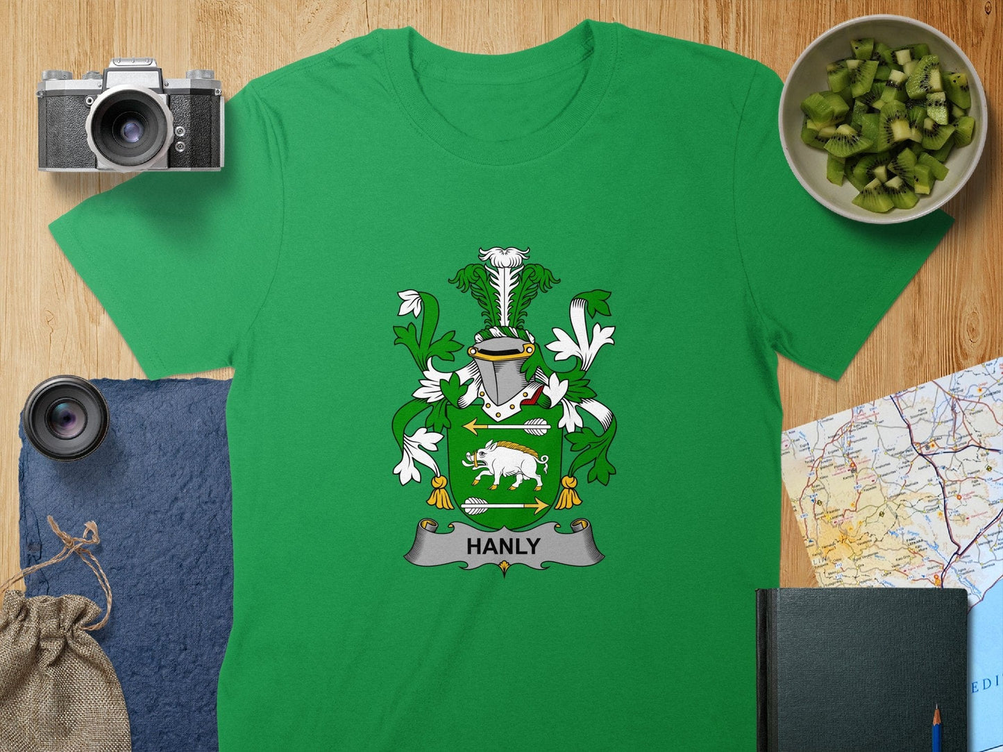 Physical Item S / Irish Green Hanly Surname Irish Heraldry Unisex T-Shirt